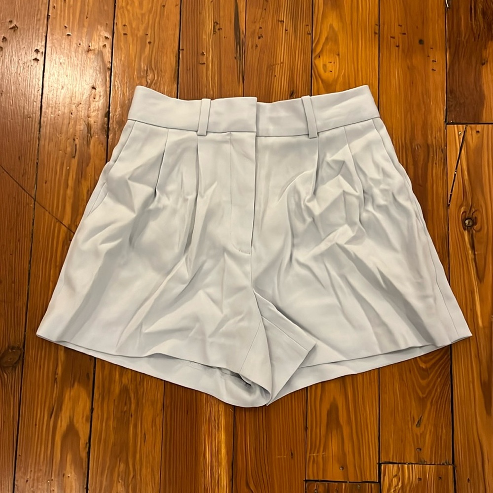 Aritzia Babaton light blue trouser short